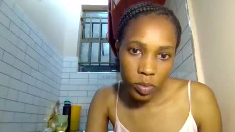 crazybee256 online show from 26, 9, 2025