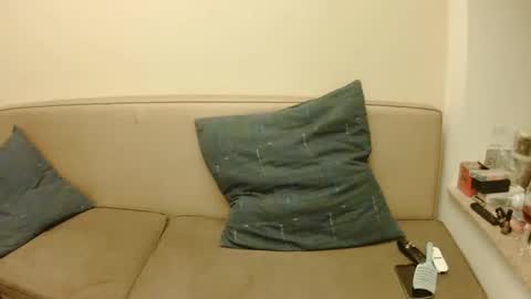 Kelly   online show from 2, 2, 2026