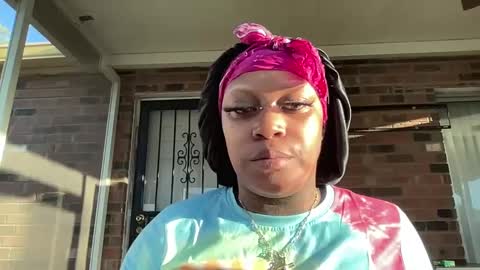 Snapshot of creame_sensation chatting on 4, 10, 2025 PHANTOMTARGARYENXXX online show from 4, 10, 2025