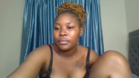 creamy_pie1 online show from 14, 3, 2026