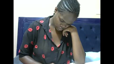 Snapshot of creamymomma chatting on 1, 2, 2026 verah online show from 1, 2, 2026