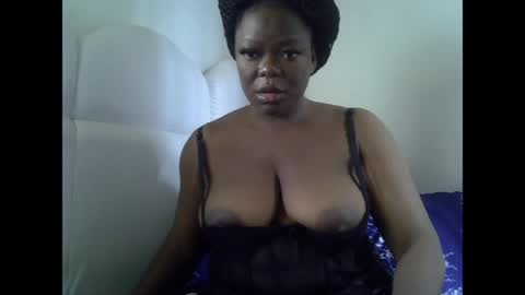 Snapshot of creamypussyxx chatting on 2, 5, 2026 creamypussyxx online show from 2, 5, 2026