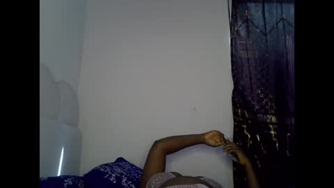 Snapshot of creamypussyxx chatting on 24, 5, 2026 creamypussyxx online show from 24, 5, 2026