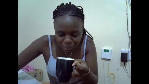 creamyypussyy online show from 19, 11, 2025