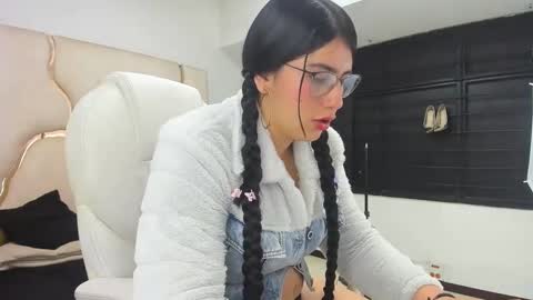 Snapshot of criistaal__ chatting on 7, 2, 2025 Criistaal online show from 7, 2, 2025