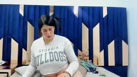 Snapshot of criistaal__ chatting on 8, 3, 2025 Criistaal online show from 8, 3, 2025