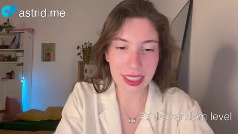 Snapshot of cringebutcute chatting on 27, 9, 2025 Astrid online show from 27, 9, 2025