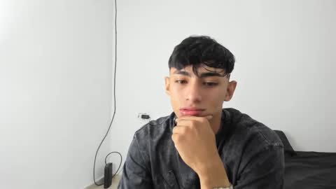 Snapshot of cris1260 chatting on 25, 2, 2025 Cristian online show from 25, 2, 2025