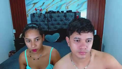 Snapshot of crisandmery chatting on 19, 2, 2026 CRISANDMERY online show from 19, 2, 2026