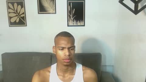 criss_zuri online show from 1, 10, 2025