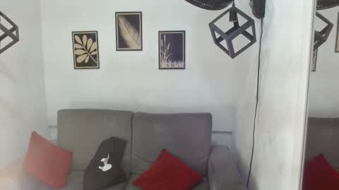 criss_zuri online show from 19, 12, 2025