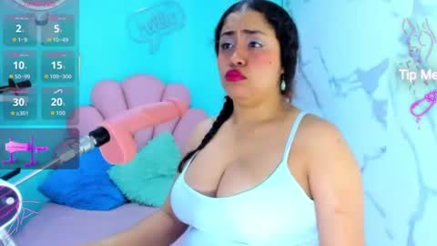 Snapshot of cristal_horny19 chatting on 11, 7, 2026 Milena online show from 11, 7, 2026