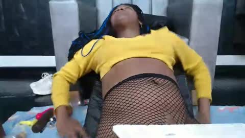 Snapshot of cristal_smith06 chatting on 12, 1, 2025 Hanna online show from 12, 1, 2025