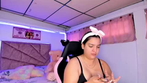 cristal_smith20 online show from 15, 3, 2026