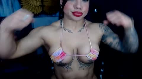 Snapshot of cristalbeautiful1 chatting on 21, 12, 2025 Natalie online show from 21, 12, 2025