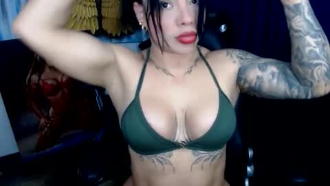 Snapshot of cristalbeautiful1 chatting on 22, 12, 2025 Natalie online show from 22, 12, 2025