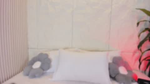 Snapshot of cristalcollinss chatting on 2, 7, 2026 Cristal online show from 2, 7, 2026