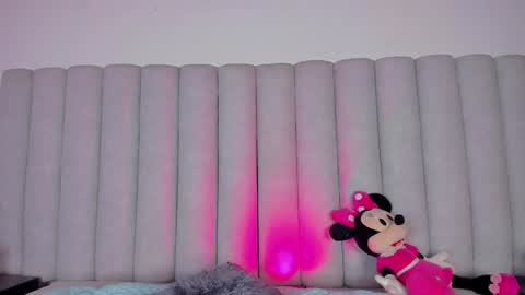 Nicole  Connection time 220pm-910pmCol online show from 8, 2, 2025