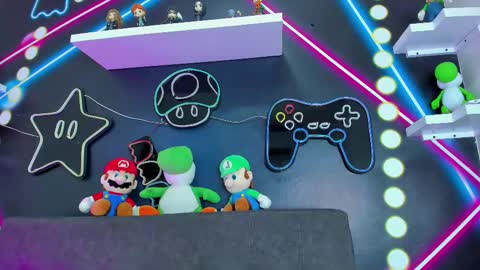 Nicole  Connection time 220pm-910pmCol online show from 12, 2, 2025