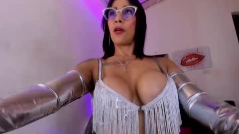 Snapshot of cristallmiller_ chatting on 7, 2, 2026 cristal miller online show from 7, 2, 2026