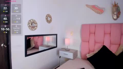 Snapshot of cristalmunez chatting on 12, 1, 2025 cristal online show from 12, 1, 2025