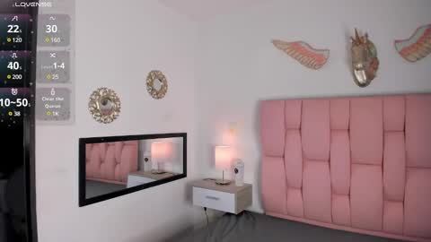 Snapshot of cristalmunez chatting on 10, 2, 2025 cristal online show from 10, 2, 2025