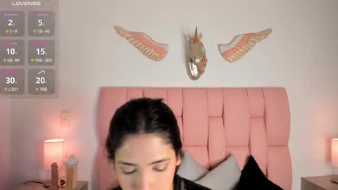 Snapshot of cristalmunez chatting on 1, 3, 2025 cristal online show from 1, 3, 2025