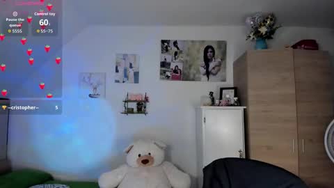 Snapshot of cristalmunez chatting on 23, 9, 2025 cristal online show from 23, 9, 2025