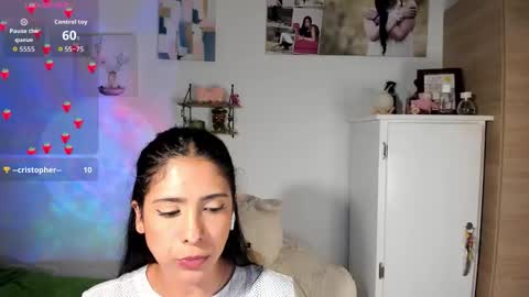 Snapshot of cristalmunez chatting on 30, 9, 2025 cristal online show from 30, 9, 2025