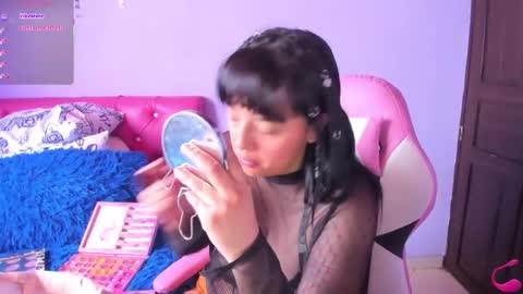 Snapshot of cristaln07 chatting on 18, 11, 2025 Natis online show from 18, 11, 2025