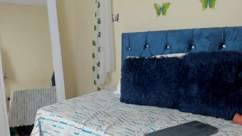 Snapshot of cristalwalker__ chatting on 4, 3, 2025 cristal walker online show from 4, 3, 2025