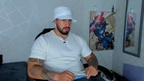 Snapshot of cristian_walker chatting on 12, 1, 2025 cristian walker online show from 12, 1, 2025