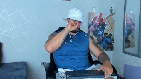 Snapshot of cristian_walker chatting on 14, 1, 2025 cristian walker online show from 14, 1, 2025