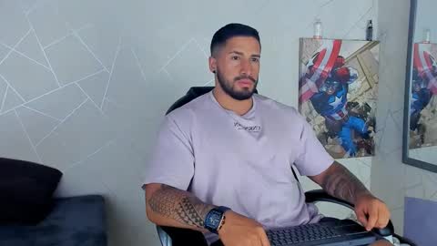 Snapshot of cristian_walker chatting on 24, 1, 2025 cristian walker online show from 24, 1, 2025