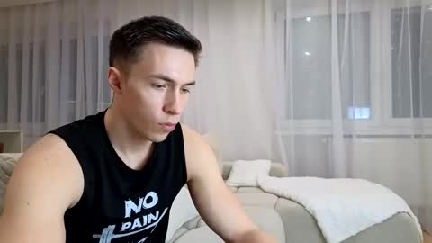 Snapshot of cristianovilla chatting on 17, 2, 2025 CristianoHailey online show from 17, 2, 2025