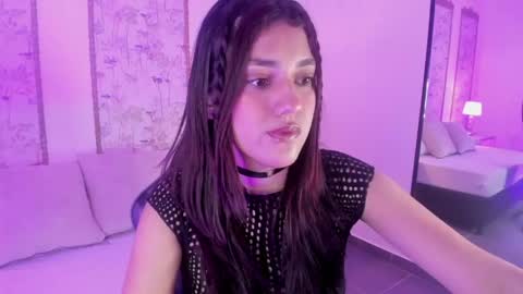 Snapshot of cristin_collins chatting on 27, 5, 2026 C R I S T I N online show from 27, 5, 2026
