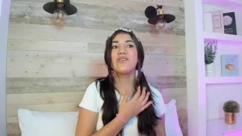 Snapshot of cristin_collins chatting on 12, 6, 2026 C R I S T I N online show from 12, 6, 2026