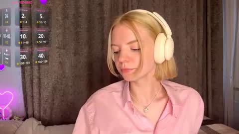 Snapshot of cristinekondo chatting on 20, 6, 2026 Marry online show from 20, 6, 2026