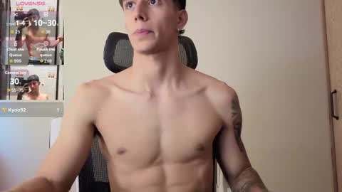 cristopher23  online show from 28, 11, 2025