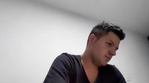 Snapshot of cristopher3042 chatting on 8, 2, 2025 cristopher3042 online show from 8, 2, 2025