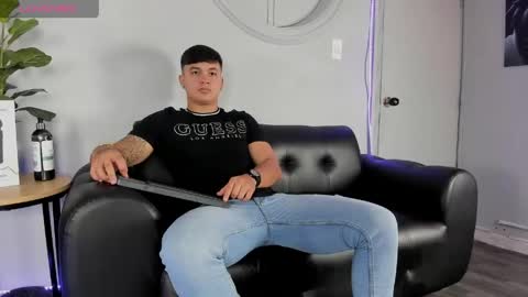 Cristopher online show from 14, 4, 2026