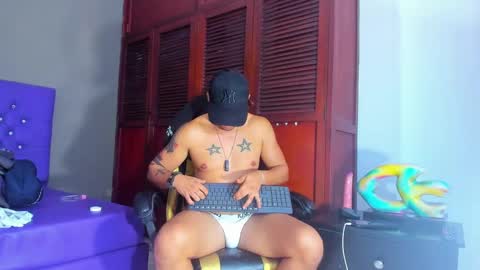 Snapshot of cristophertompson chatting on 11, 1, 2025 Say me Cris online show from 11, 1, 2025
