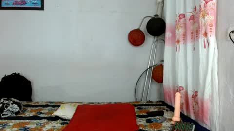 Snapshot of cristtal_1 chatting on 9, 6, 2026 cristtal_1 online show from 9, 6, 2026