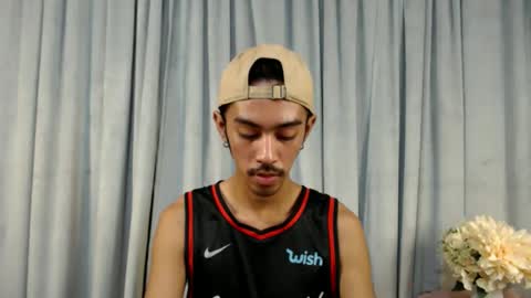 crocodale online show from 9, 3, 2026