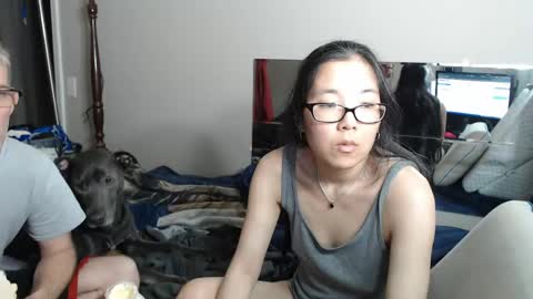 Crownandkat online show from 31, 3, 2026