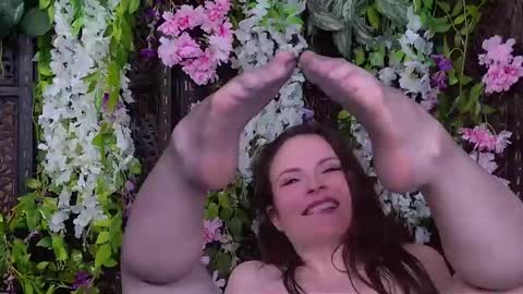 Snapshot of cruelalice chatting on 8, 3, 2025 CruelAlice online show from 8, 3, 2025