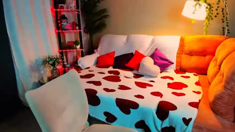 Anna online show from 13, 4, 2026