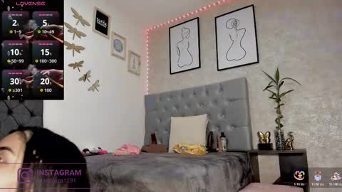   online show from 1, 12, 2025