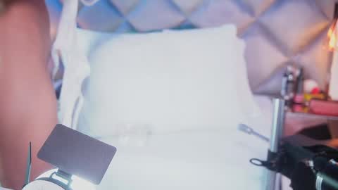 crystal_gilton online show from 6, 4, 2026