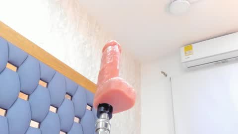 crystal_sm online show from 8, 3, 2026